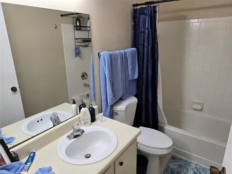 2846 S University Drive Davie FL 33328