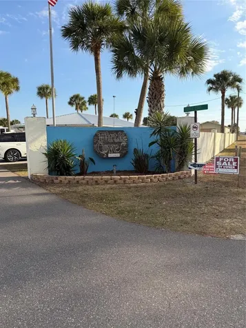 42 Turtle Road Okeechobee FL 34974