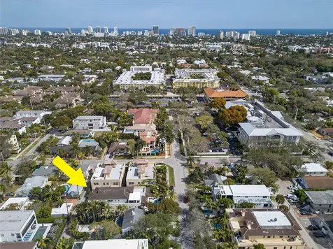 1215 NE 1st Street Fort Lauderdale FL 33301
