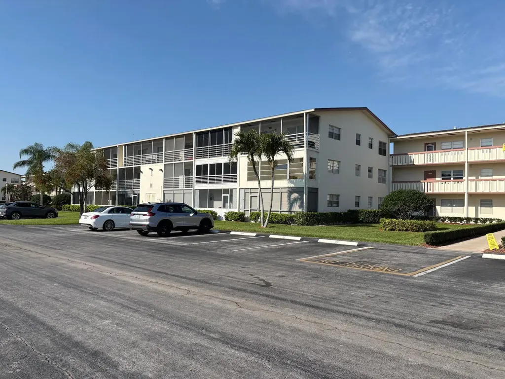 91 Preston C Boca Raton FL 33434