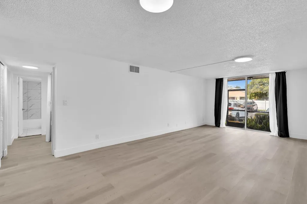 7175 Orange Drive Davie FL 33314