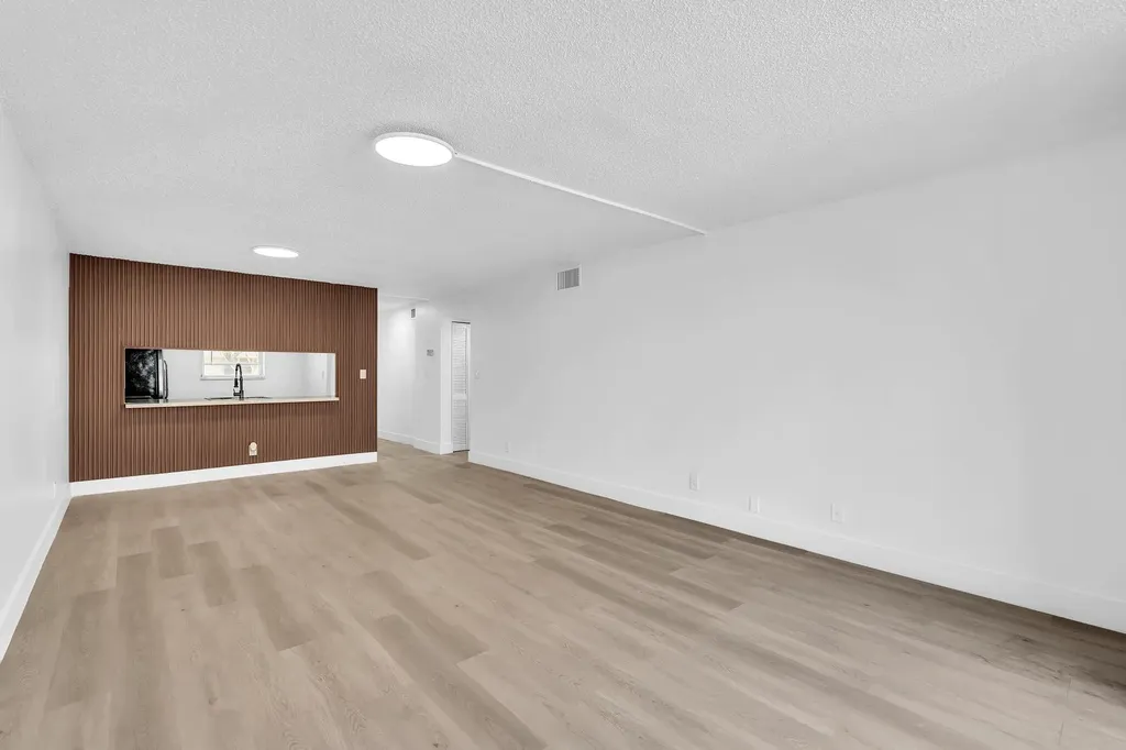 7175 Orange Drive Davie FL 33314
