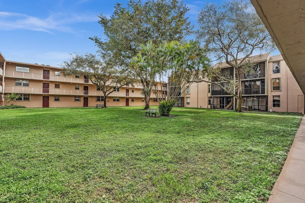 7175 Orange Drive Davie FL 33314