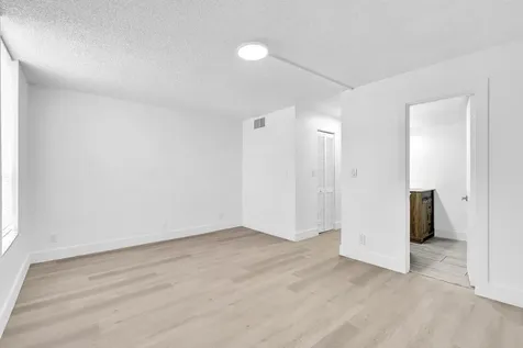7175 Orange Drive Davie FL 33314
