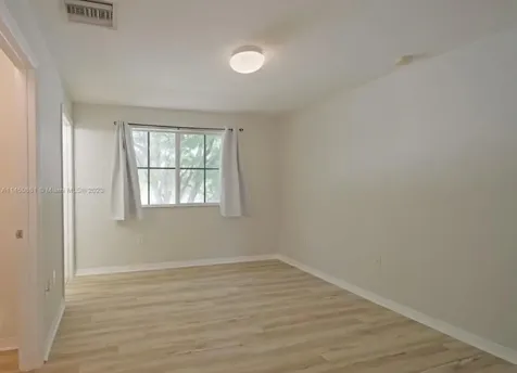 6030 SW 19th Place North Lauderdale FL 33068