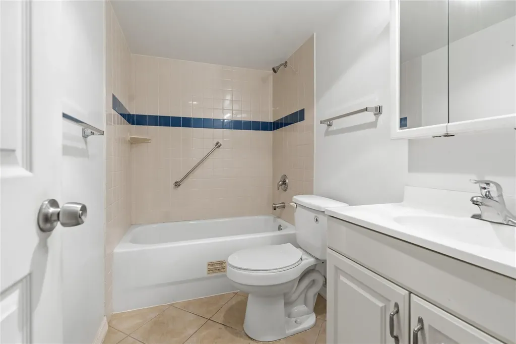140 S Cypress Road Pompano Beach FL 33060