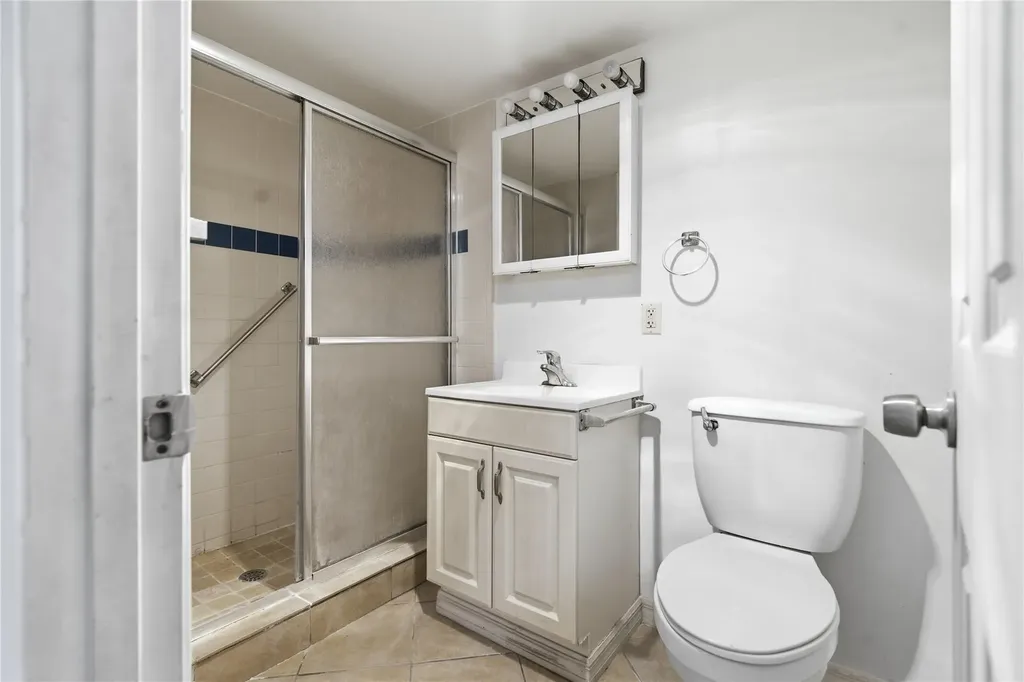 140 S Cypress Road Pompano Beach FL 33060