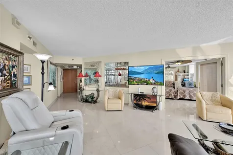 16425 Collins Avenue Sunny Isles Beach FL 33160