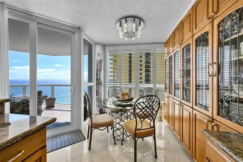 16425 Collins Avenue Sunny Isles Beach FL 33160