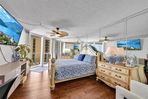 16425 Collins Avenue Sunny Isles Beach FL 33160