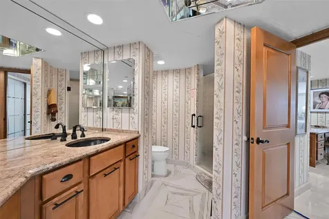16425 Collins Avenue Sunny Isles Beach FL 33160