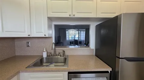 4851 NW 26th Court Lauderdale Lakes FL 33313