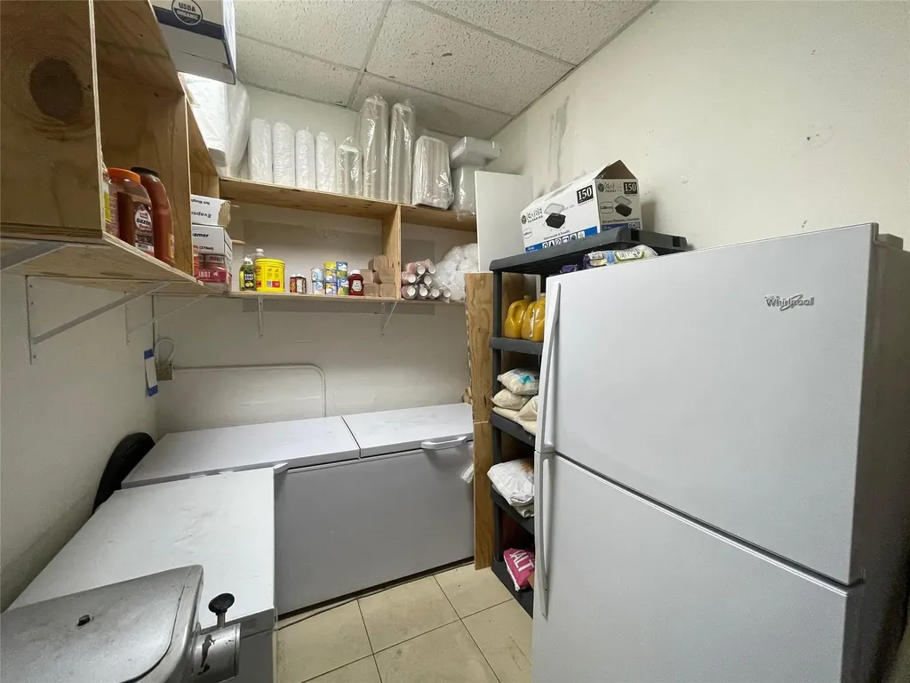 2900 State Road 7 Lauderdale Lakes FL 33311