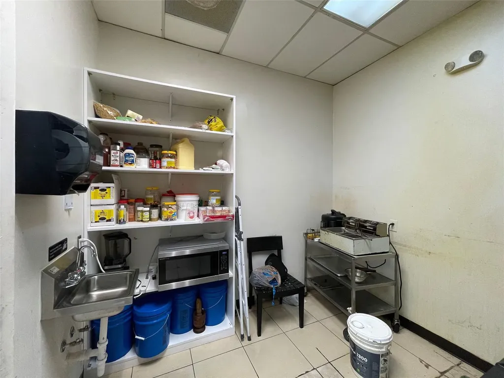 2900 State Road 7 Lauderdale Lakes FL 33311