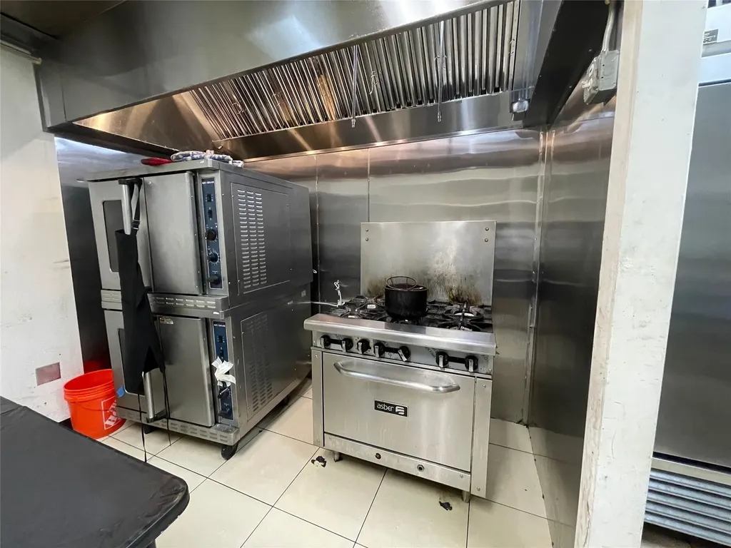 2900 State Road 7 Lauderdale Lakes FL 33311