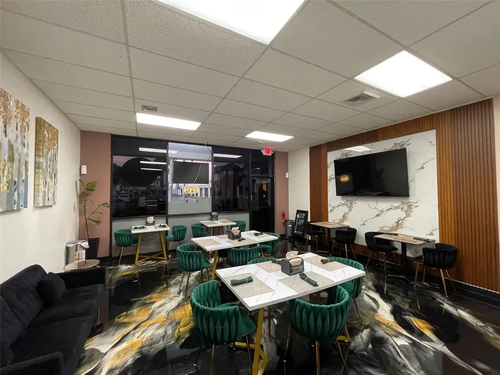 2900 State Road 7 Lauderdale Lakes FL 33311