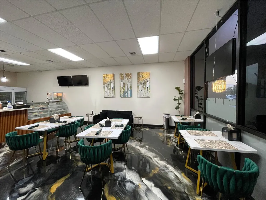 2900 State Road 7 Lauderdale Lakes FL 33311