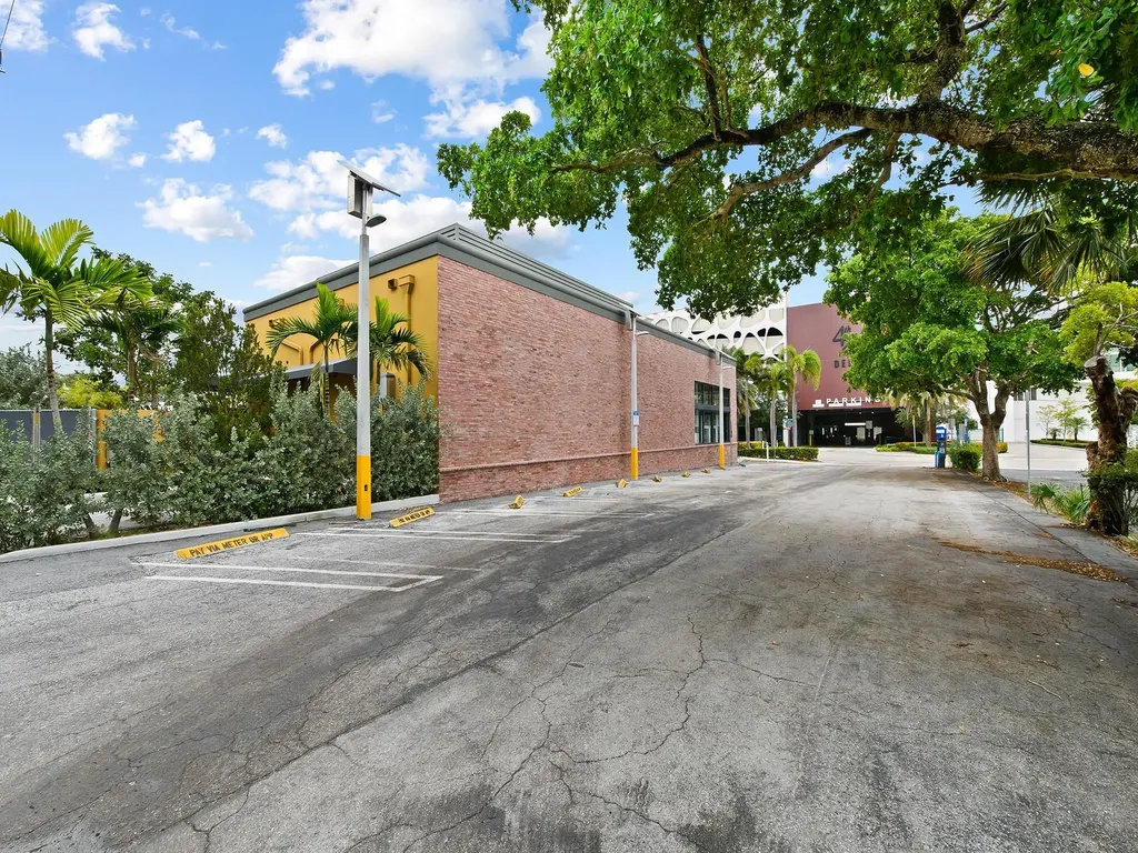 50 SE 4th Avenue Delray Beach FL 33483