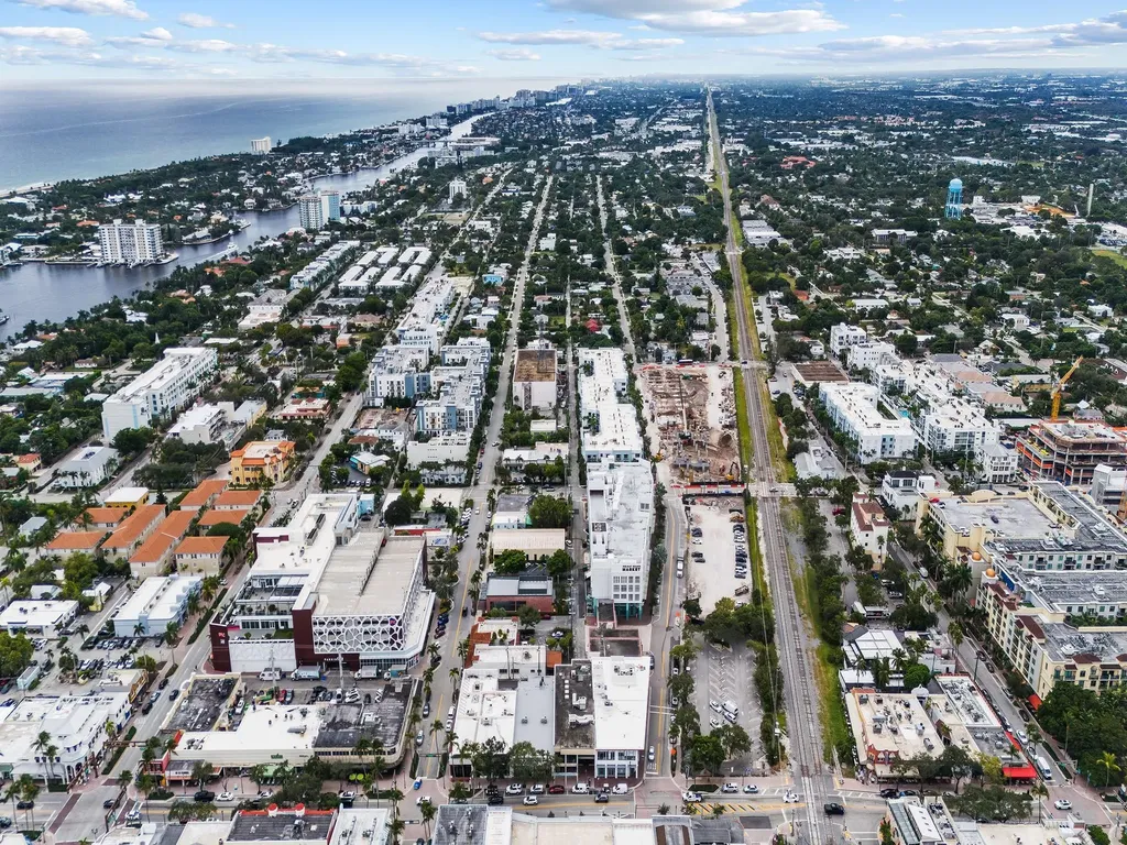50 SE 4th Avenue Delray Beach FL 33483