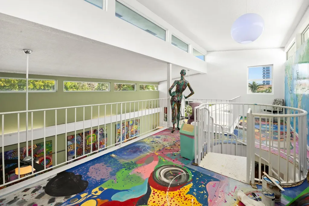 2675 NE 24th Street Lighthouse Point FL 33064