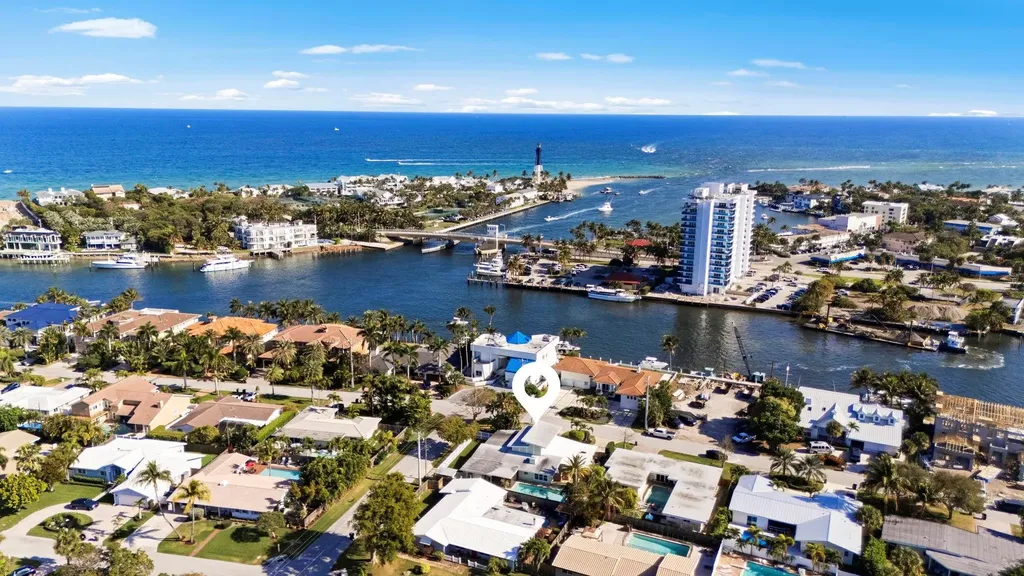 2675 NE 24th Street Lighthouse Point FL 33064