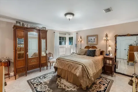 901 NW 116th Terrace Plantation FL 33325