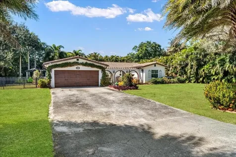901 NW 116th Terrace Plantation FL 33325