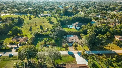 901 NW 116th Terrace Plantation FL 33325