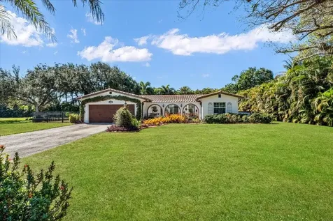 901 NW 116th Terrace Plantation FL 33325