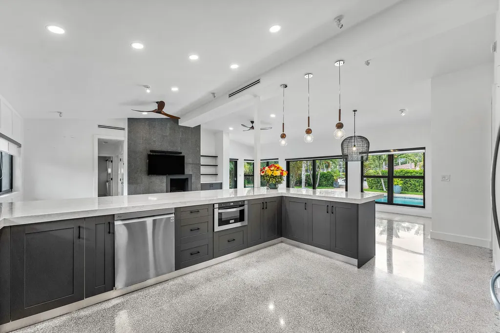 801 Solar Isle Drive Fort Lauderdale FL 33301