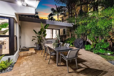 801 Solar Isle Drive Fort Lauderdale FL 33301
