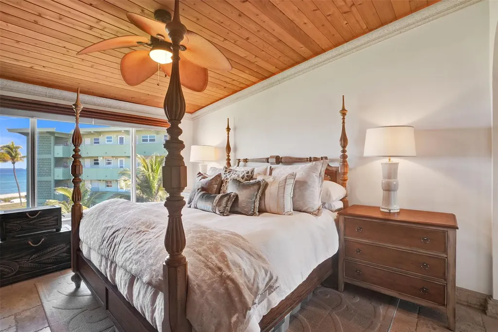 1039 Hillsboro Mile Hillsboro Beach FL 33062