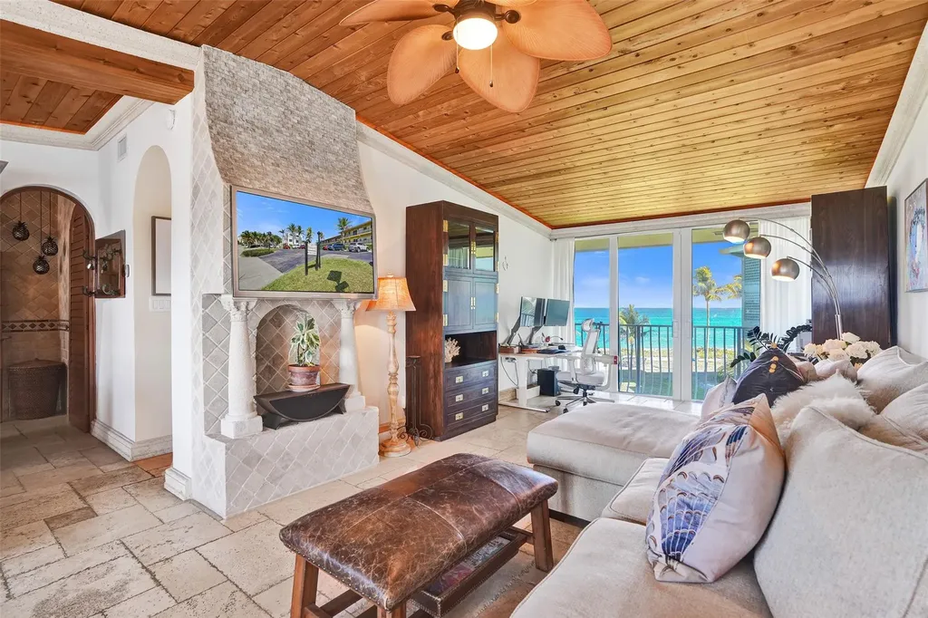 1039 Hillsboro Mile Hillsboro Beach FL 33062