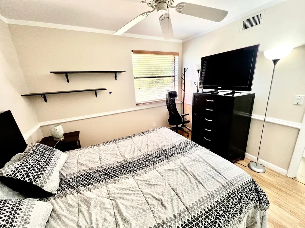 11456 NW 10th Street Hollywood FL 33026
