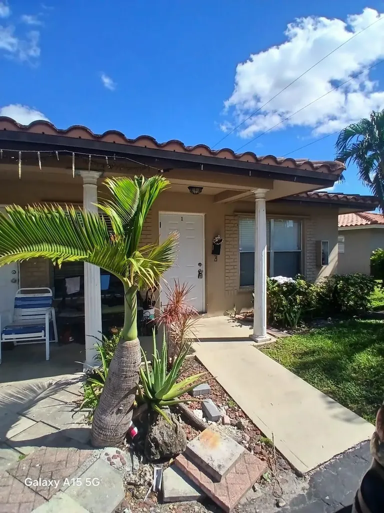 4117 Riverside Drive Coral Springs FL 33065