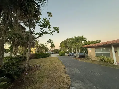 4117 Riverside Drive Coral Springs FL 33065