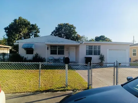 1480 NE 157th Street North Miami Beach FL 33162