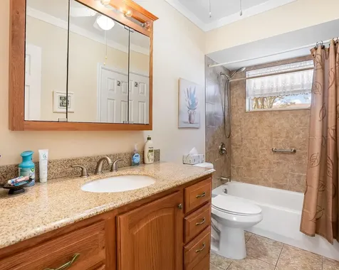 3400 NW 48th Avenue Lauderdale Lakes FL 33319