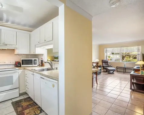3400 NW 48th Avenue Lauderdale Lakes FL 33319