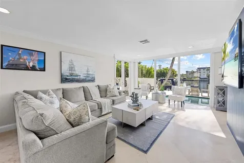 910 Jasmine Drive Delray Beach FL 33483