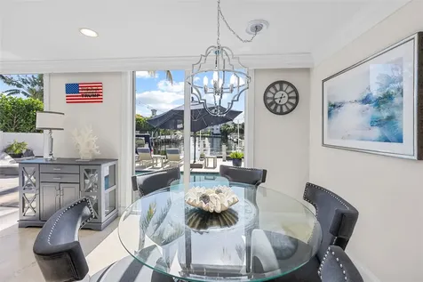 910 Jasmine Drive Delray Beach FL 33483