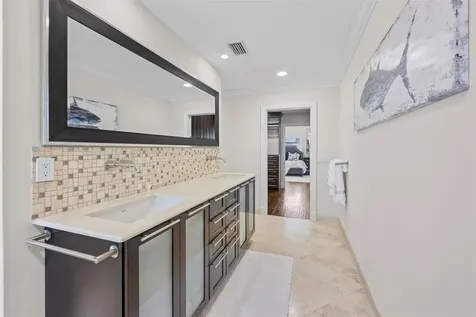 910 Jasmine Drive Delray Beach FL 33483
