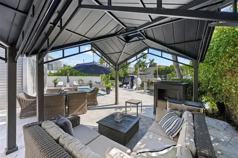 910 Jasmine Drive Delray Beach FL 33483