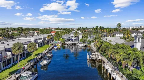 910 Jasmine Drive Delray Beach FL 33483