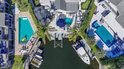 910 Jasmine Drive Delray Beach FL 33483