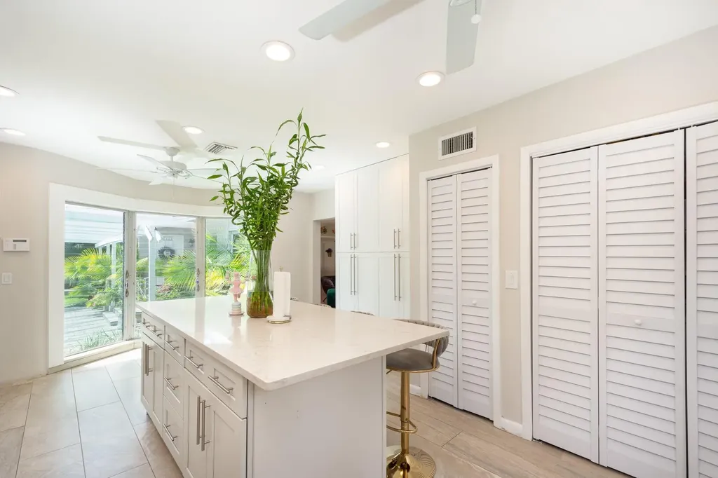2337 SW 27th Avenue Fort Lauderdale FL 33312