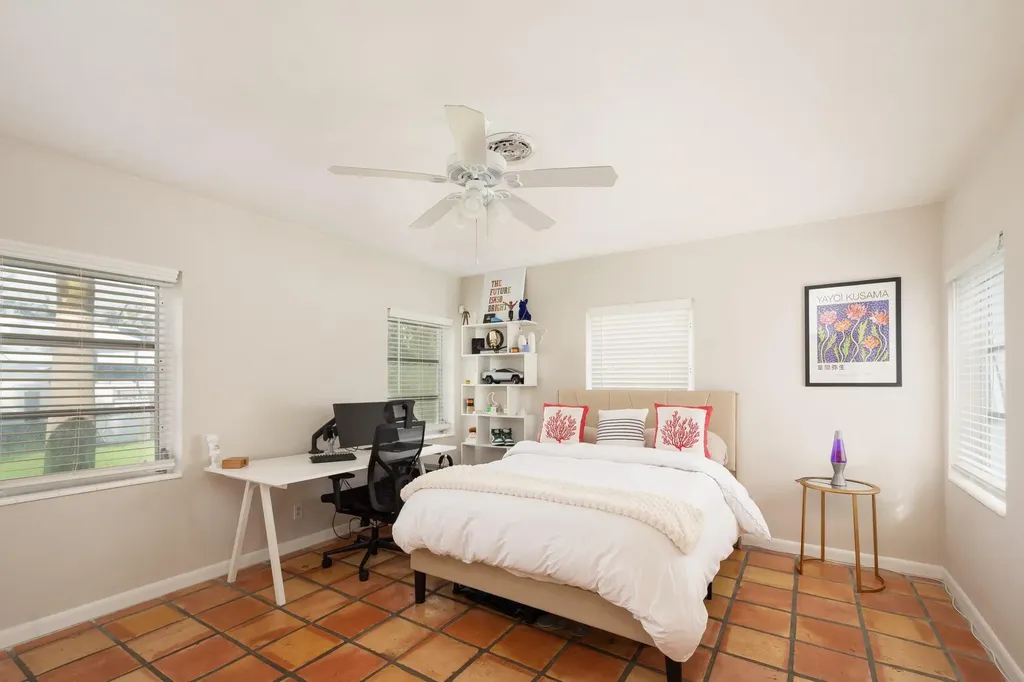 2337 SW 27th Avenue Fort Lauderdale FL 33312