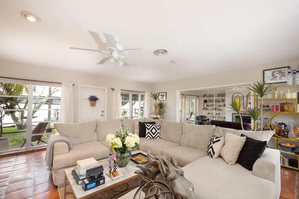 2337 SW 27th Avenue Fort Lauderdale FL 33312