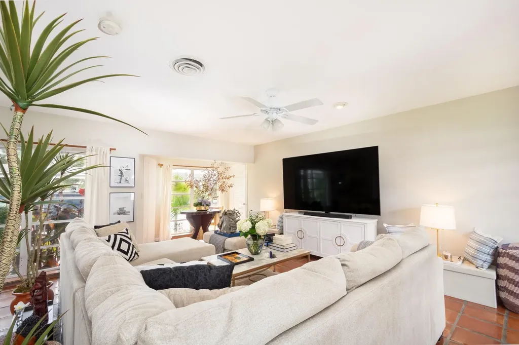 2337 SW 27th Avenue Fort Lauderdale FL 33312