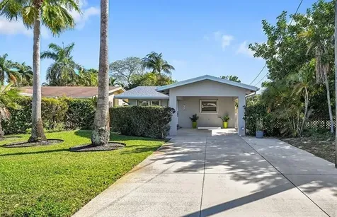 712 NE 34th Court Oakland Park FL 33334